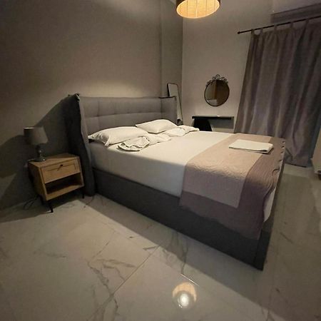 Anais Apartment Preveza Luaran gambar