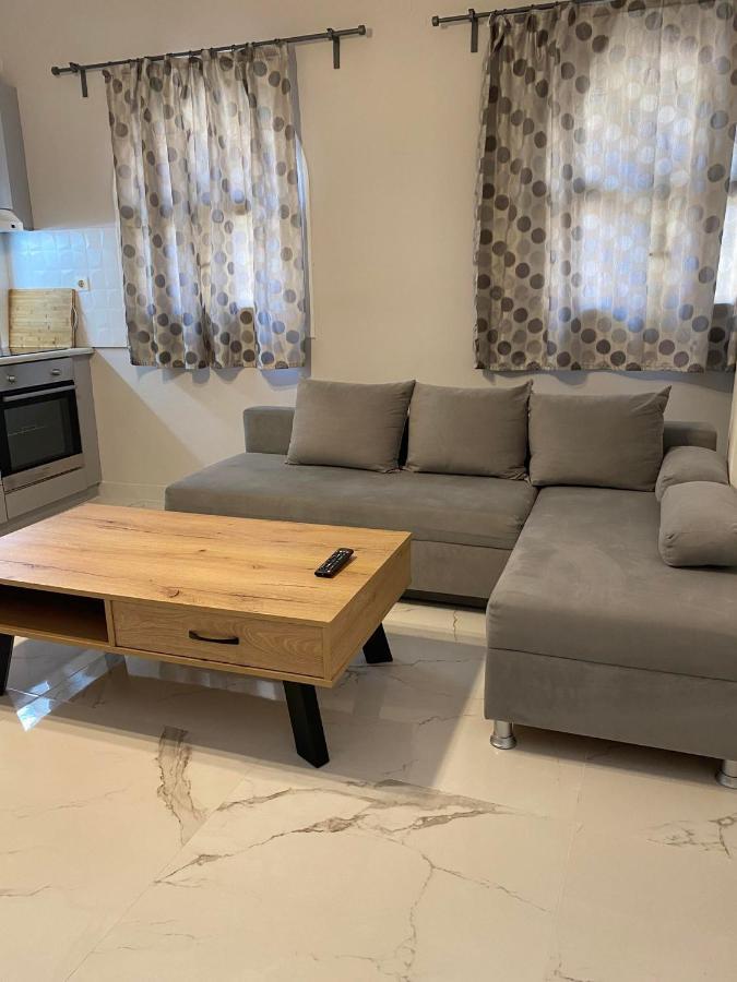 Anais Apartment Preveza Luaran gambar